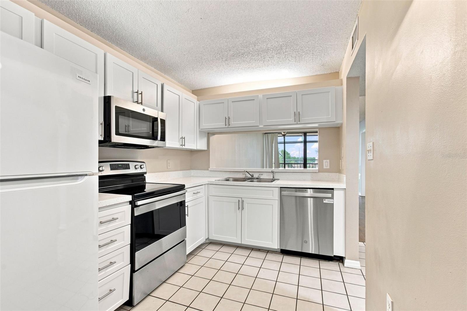 2424 W Tampa Bay Blvd #l404 Property Photo 11