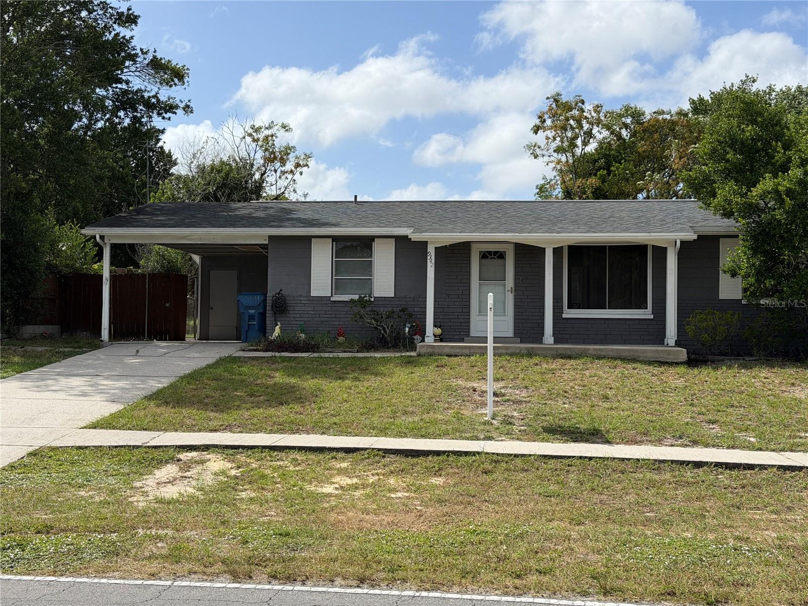 9342 Northcliffe Blvd Property Photo 1