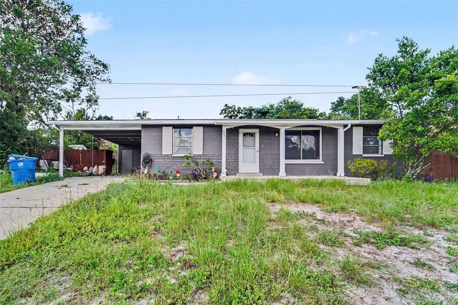9342 Northcliffe Blvd Property Photo 2
