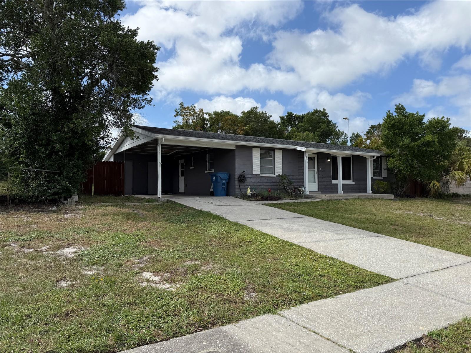 9342 Northcliffe Blvd Property Photo 2