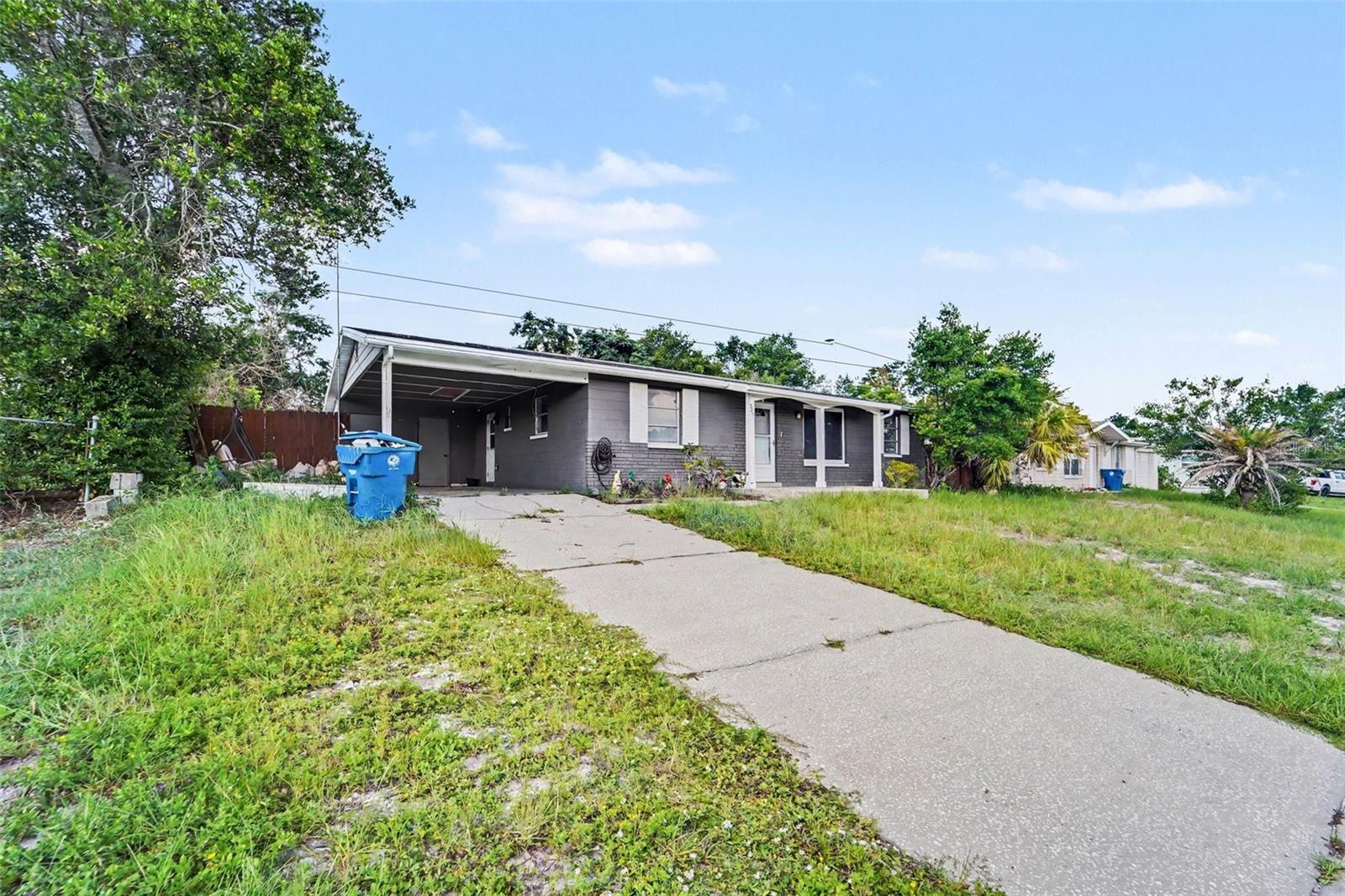 9342 Northcliffe Blvd Property Photo 3