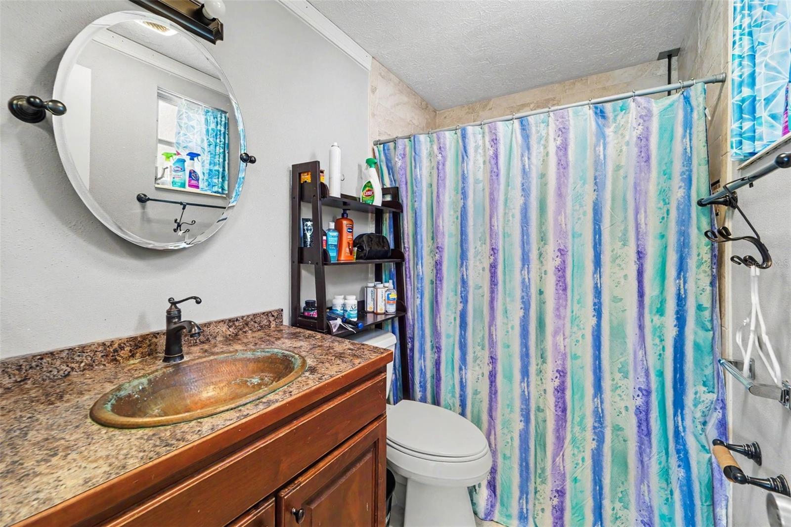 9342 Northcliffe Blvd Property Photo 16