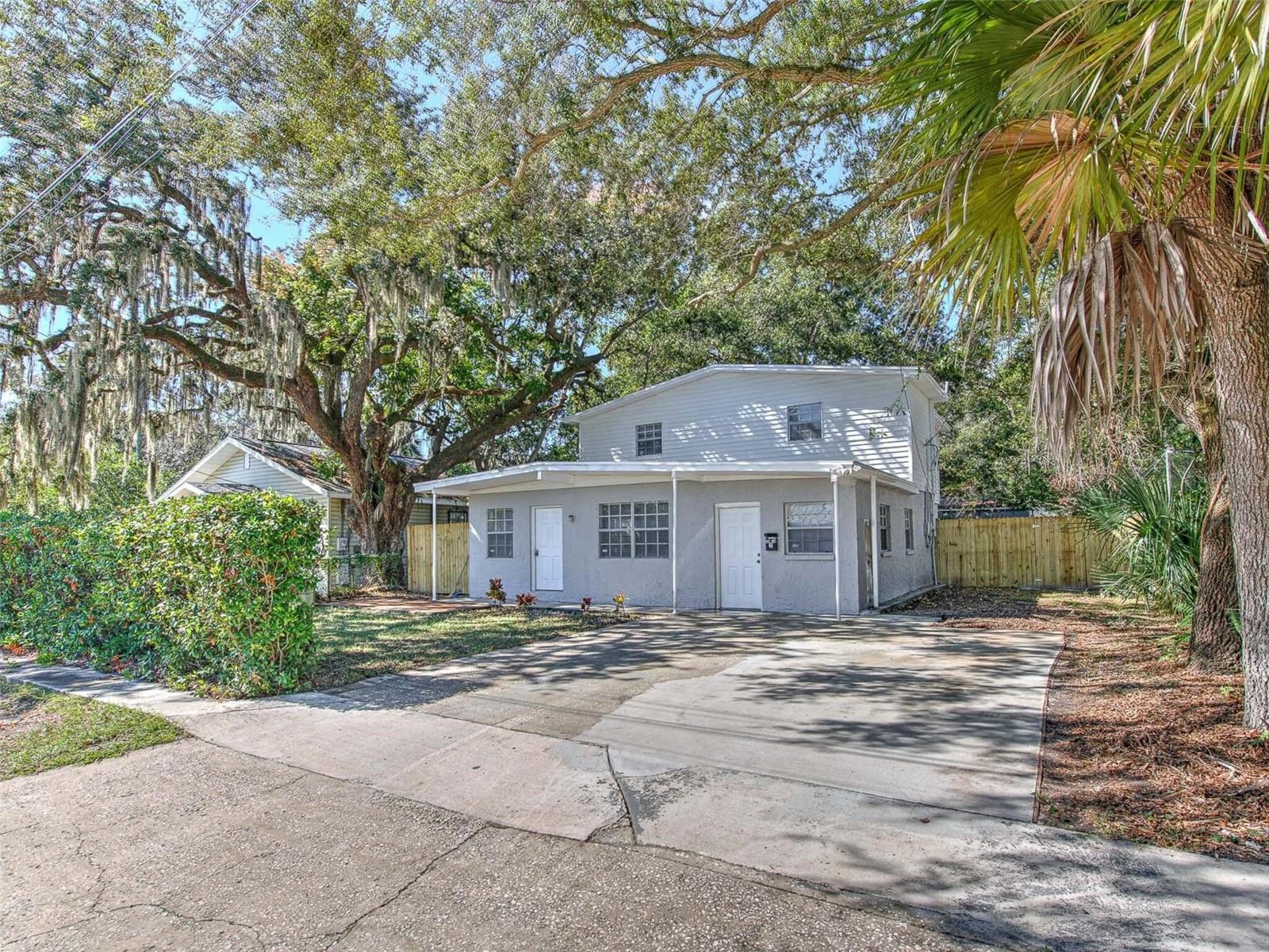 3514 SARAH ST Property Photo 1