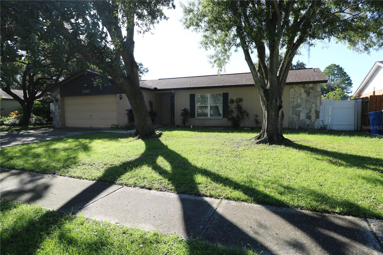 5017 Oakshire Dr Property Photo 3