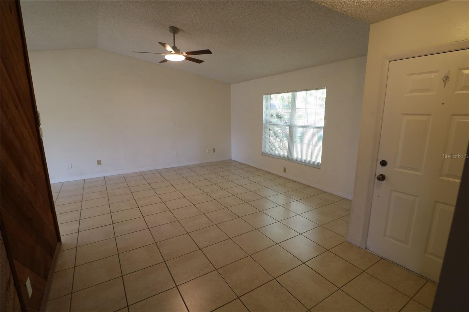5017 Oakshire Dr Property Photo 6