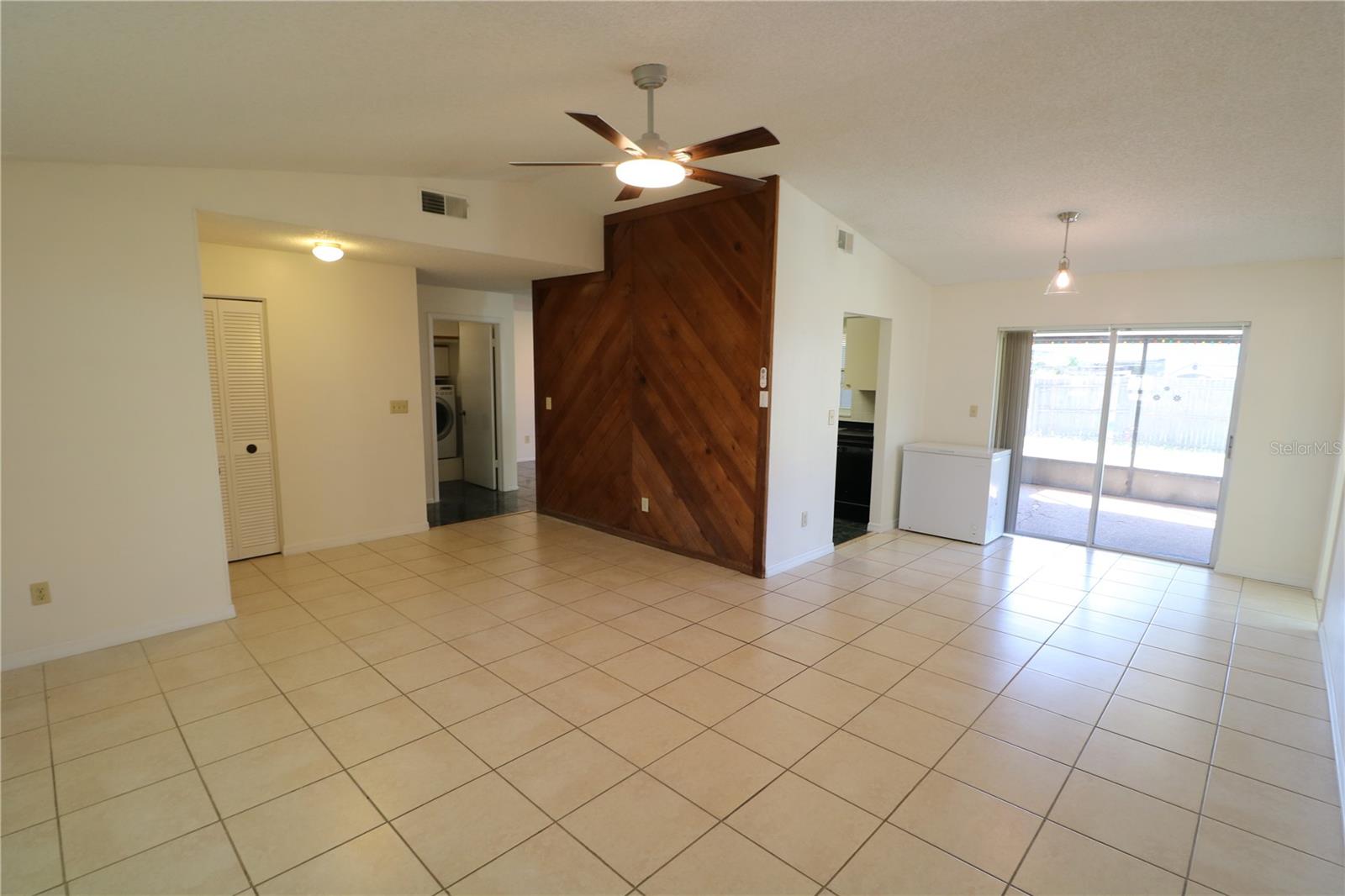 5017 Oakshire Dr Property Photo 9
