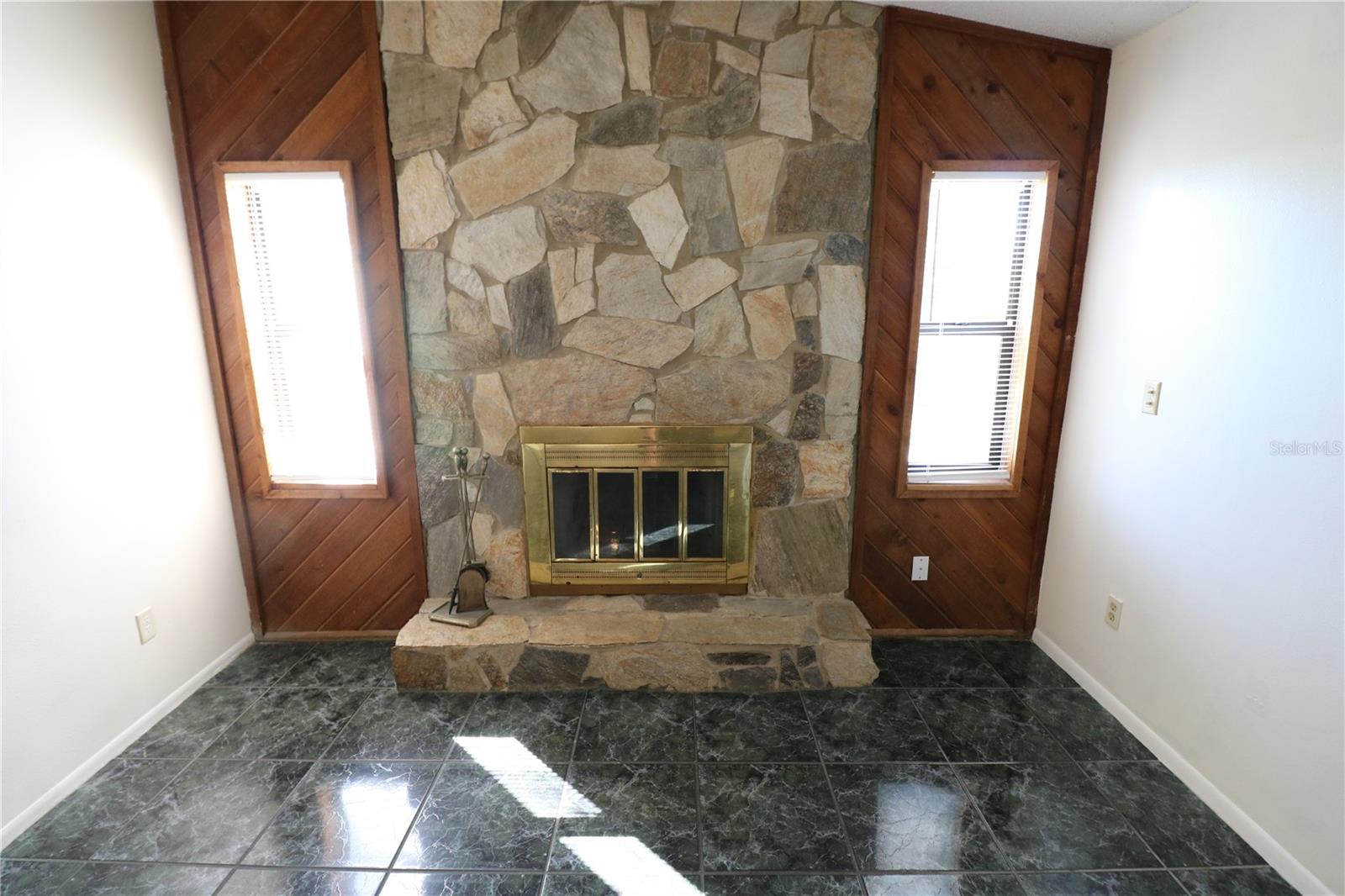 5017 Oakshire Dr Property Photo 16