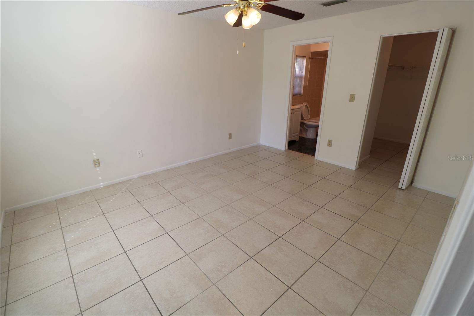 5017 Oakshire Dr Property Photo 22