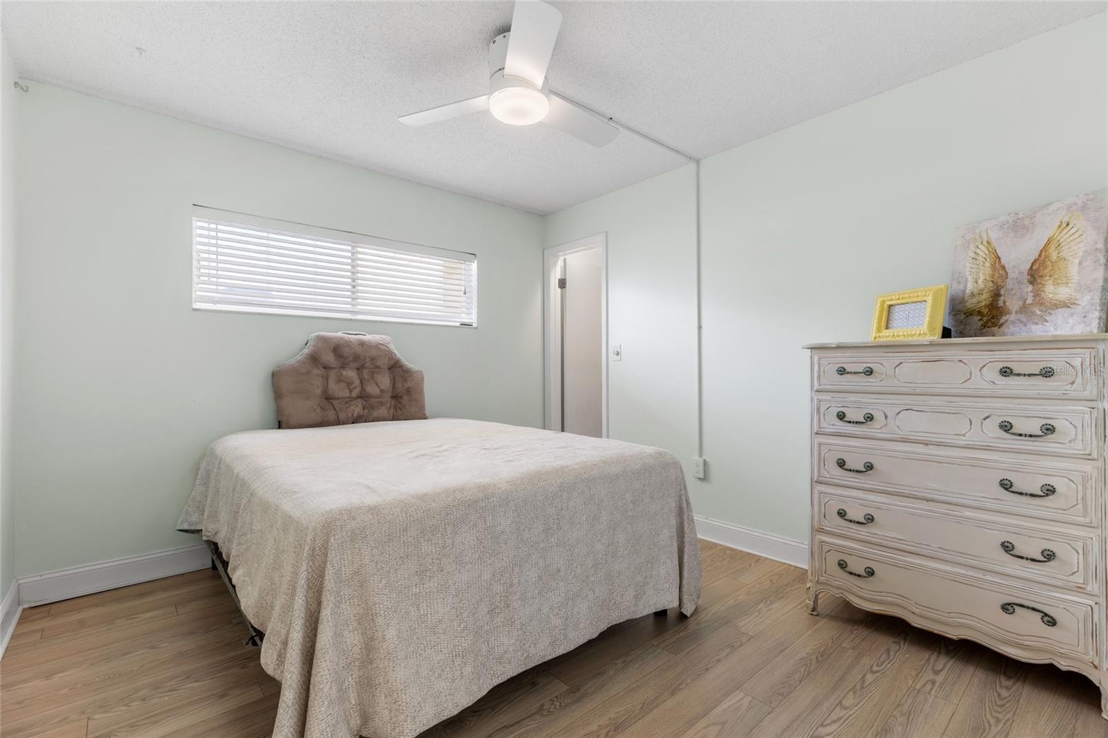 4775 Cove Cir #202 Property Photo 18