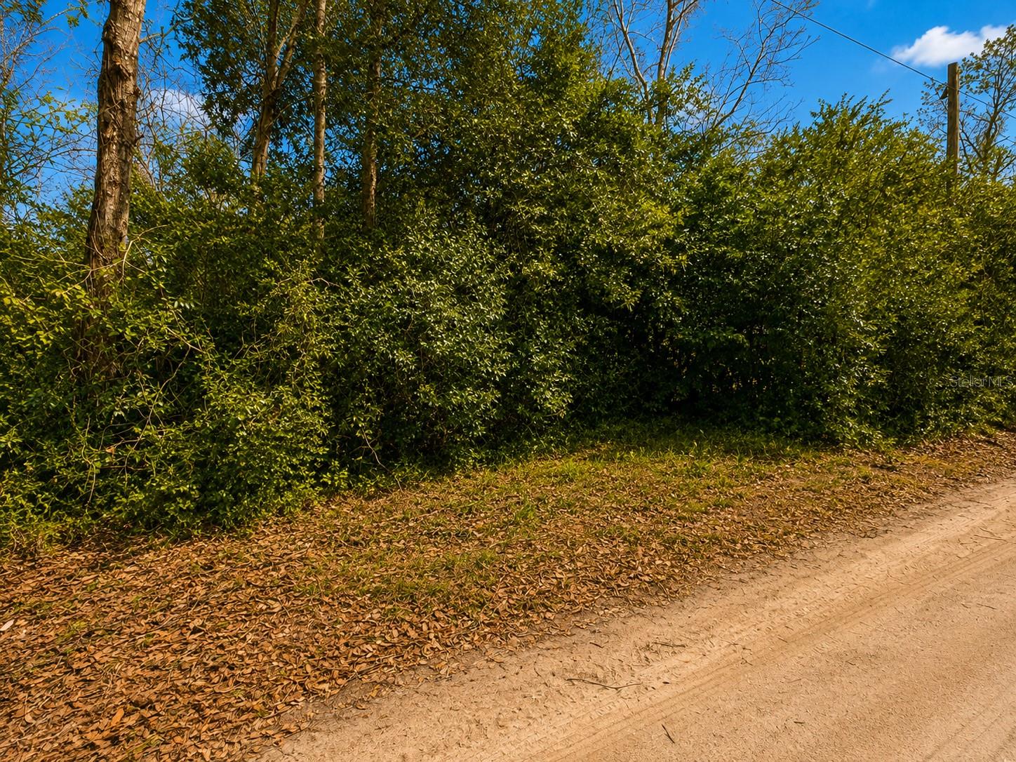 20710 Stewart Rd Property Photo 3