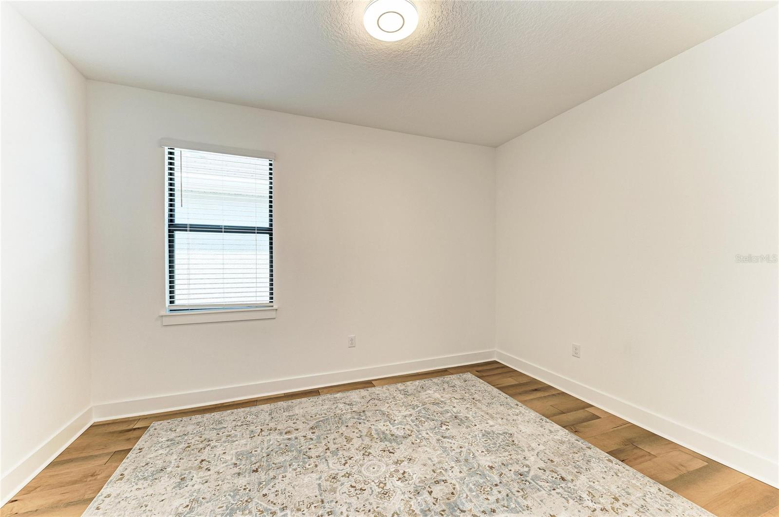 18530 Midsummer Pl Property Photo 43