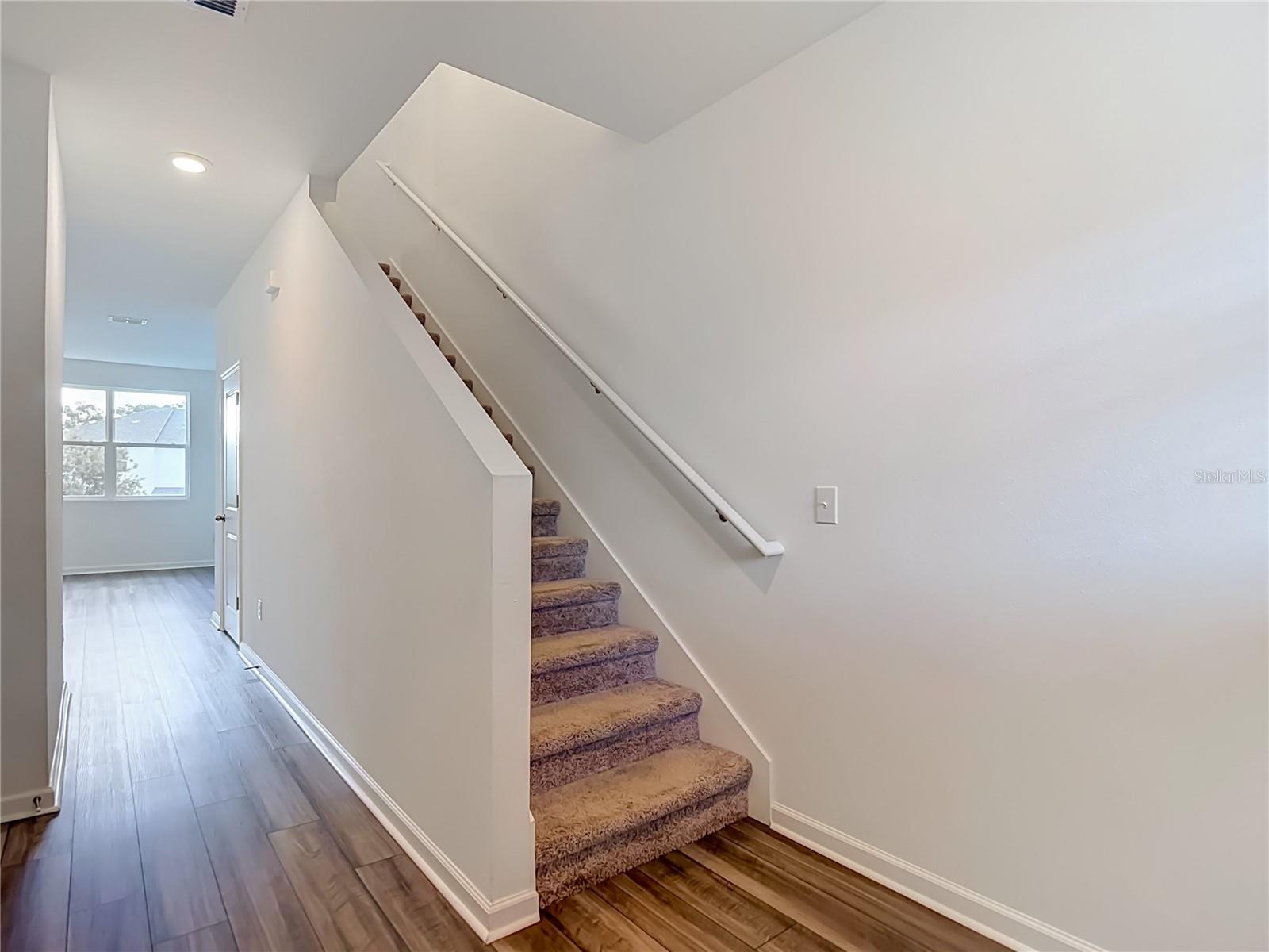6206 Daerr Ridge St Property Photo 5