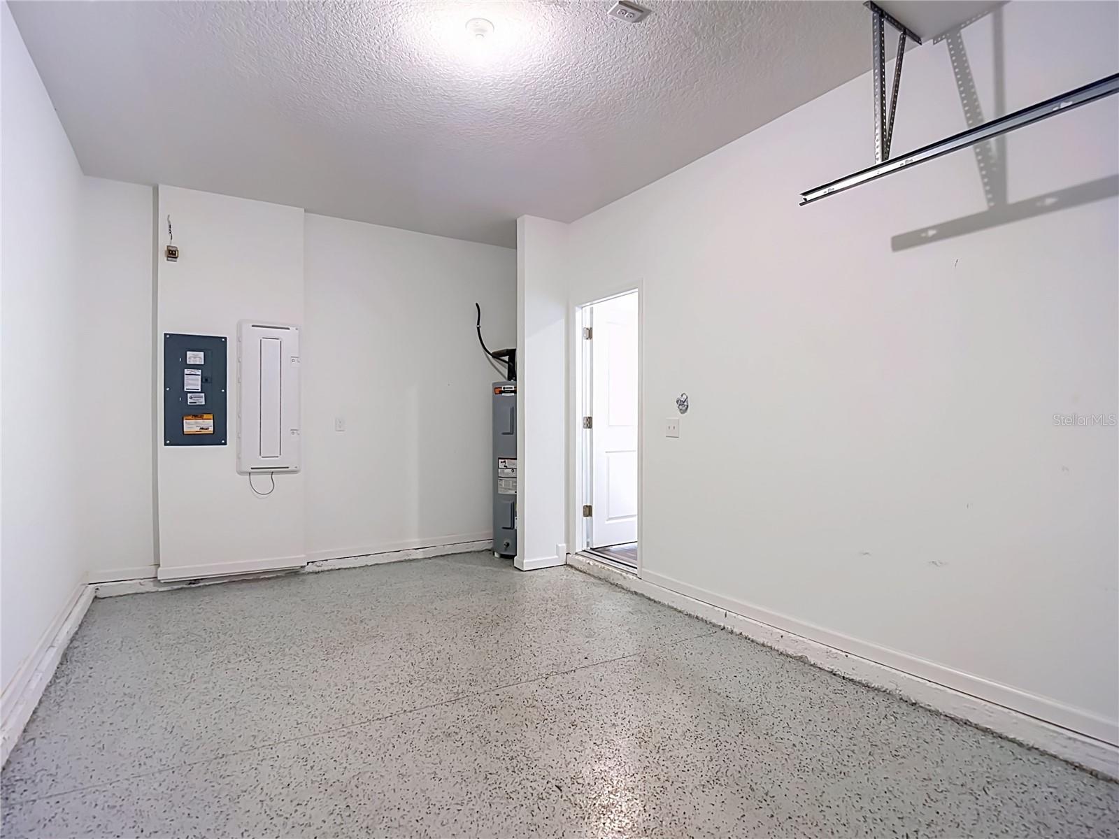 6206 Daerr Ridge St Property Photo 54