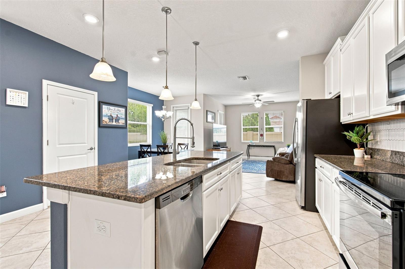 3207 Painted Blossom Ct Property Photo 10