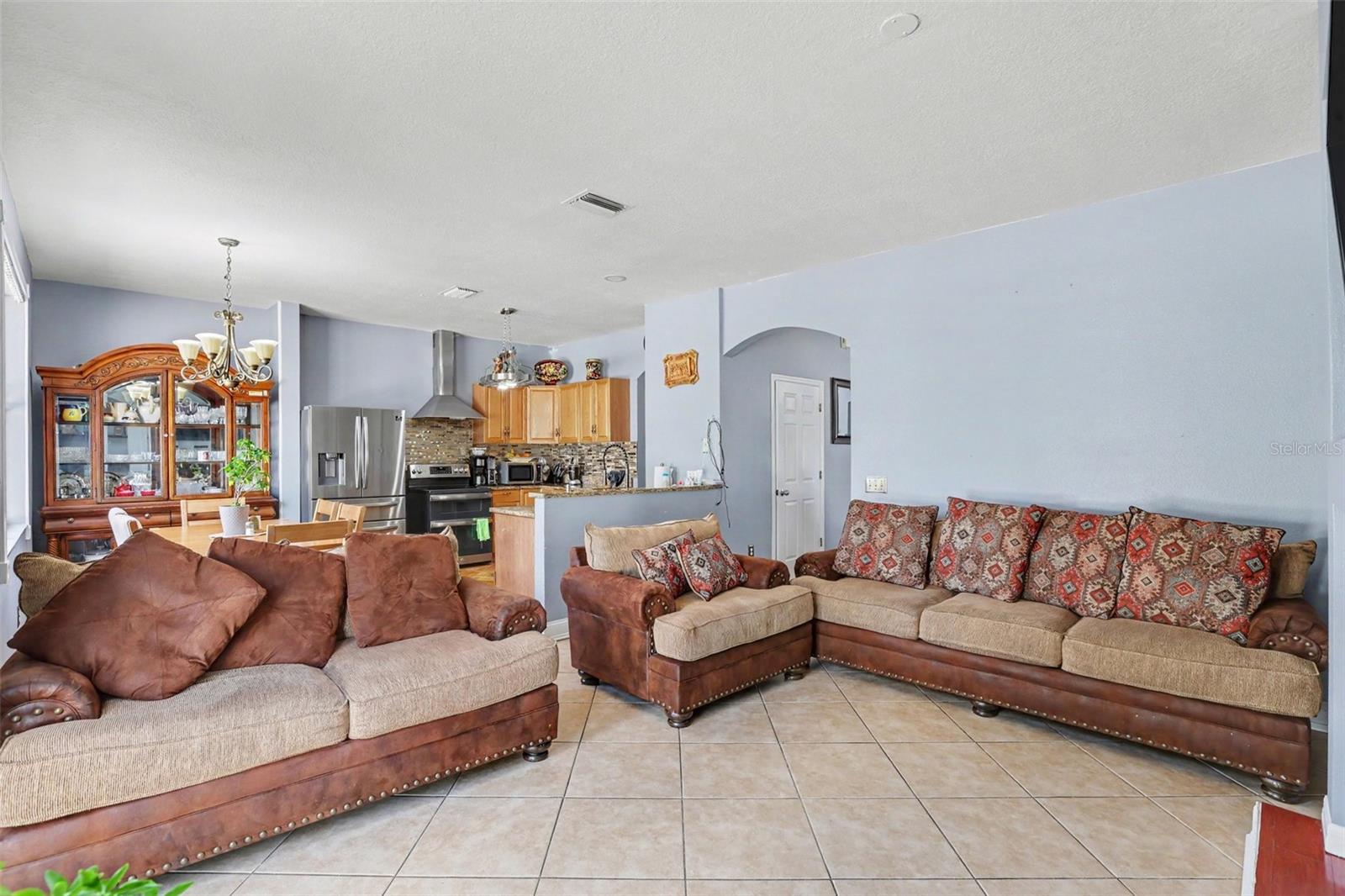 8910 Bridgeford Oaks Dr Property Photo 11