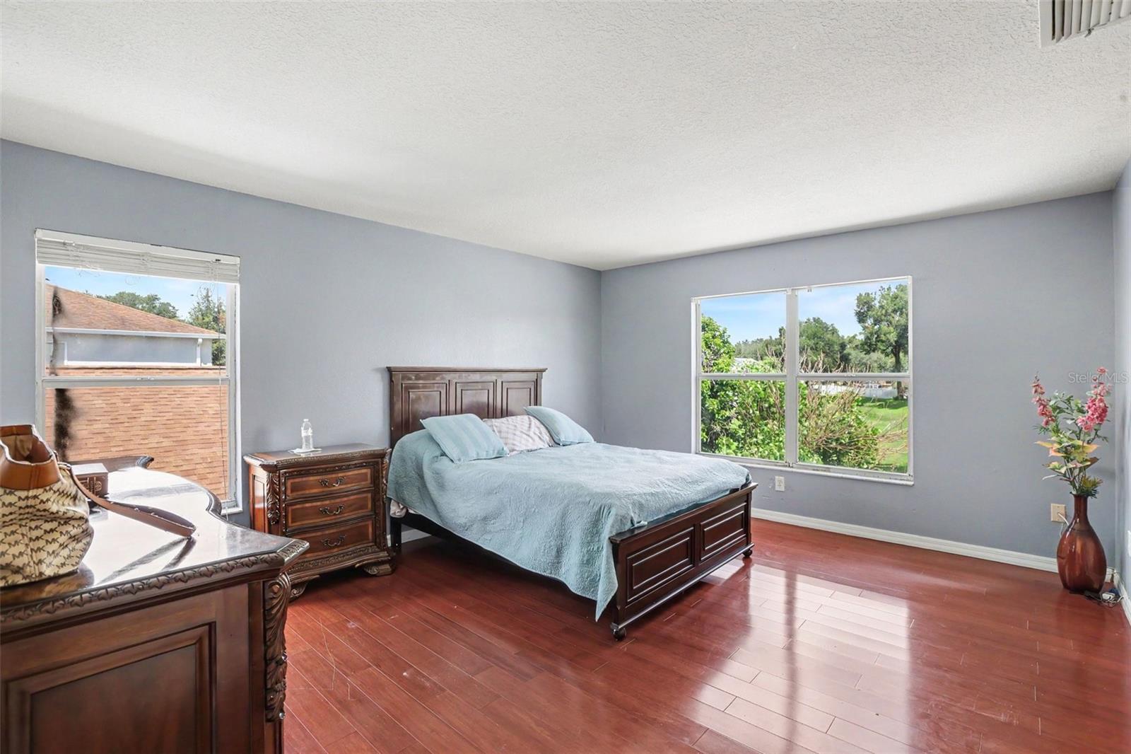 8910 Bridgeford Oaks Dr Property Photo 14