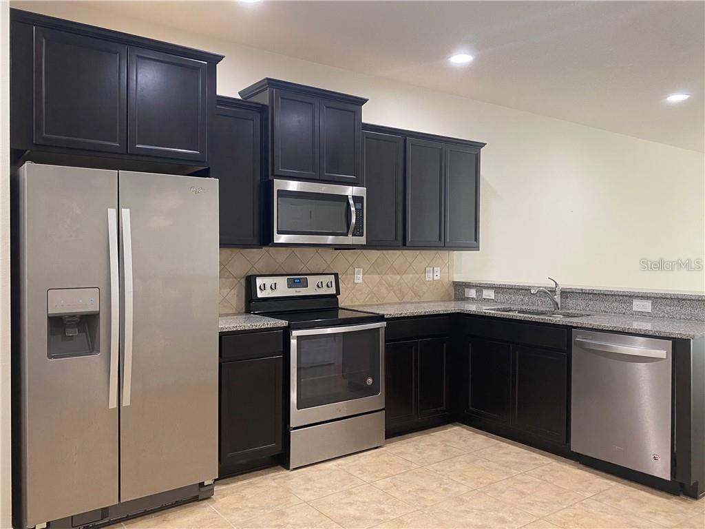 9141 Hillcroft Dr Property Photo 8