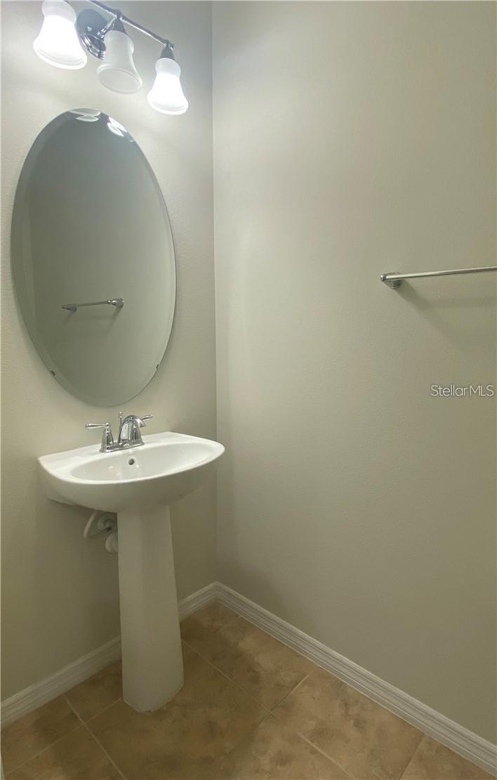 9141 Hillcroft Dr Property Photo 12
