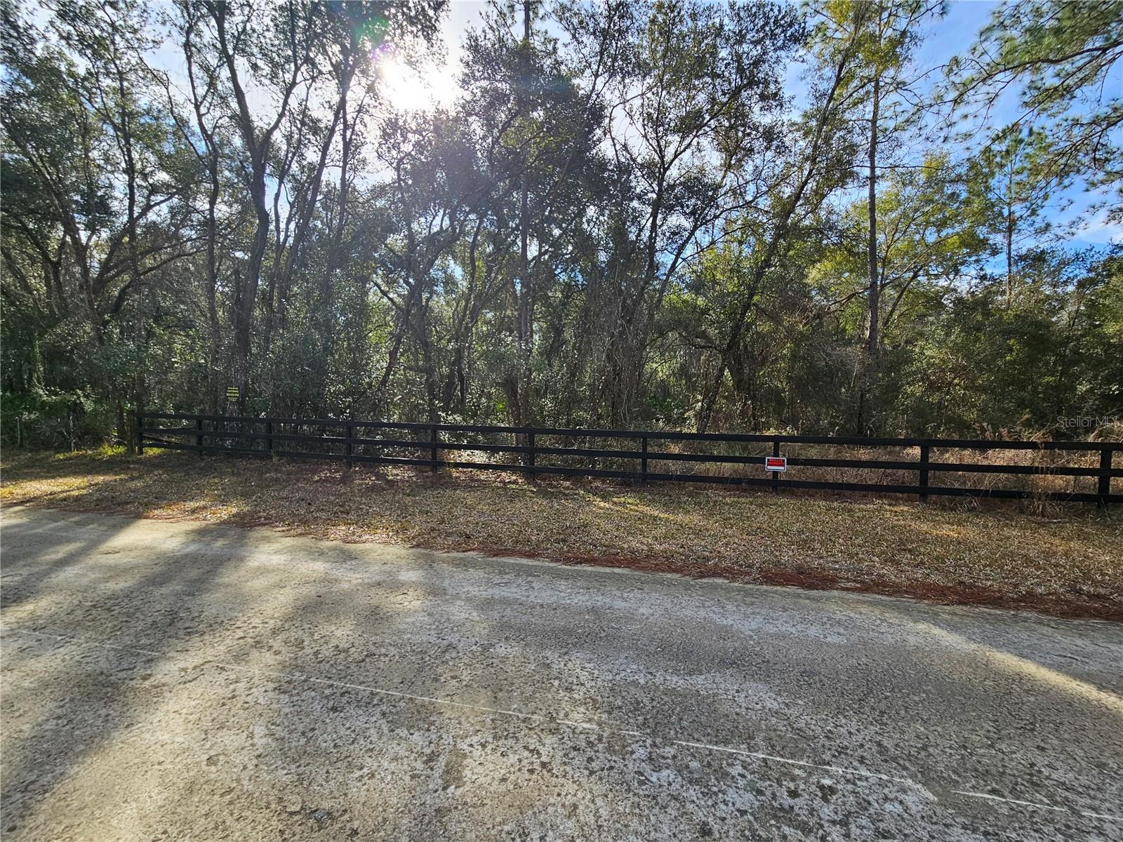 Rosehill Dr Property Photo 2