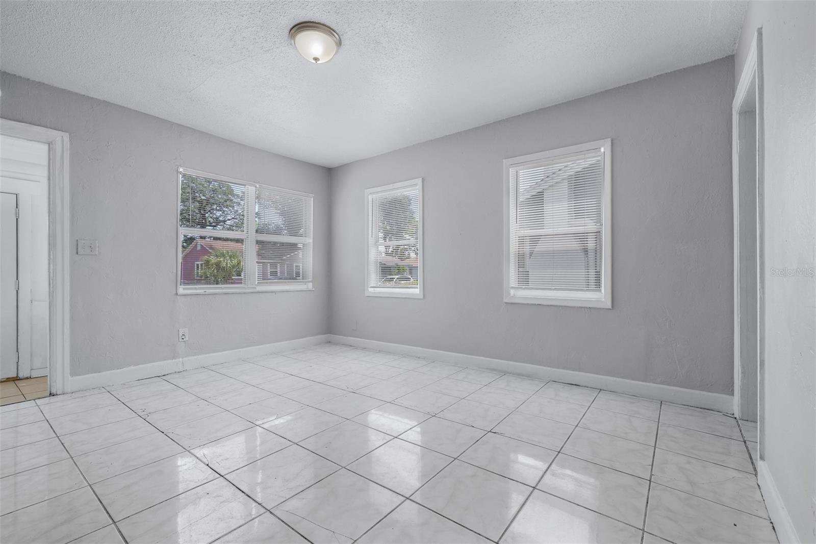 1311 Prescott St S Property Photo 8