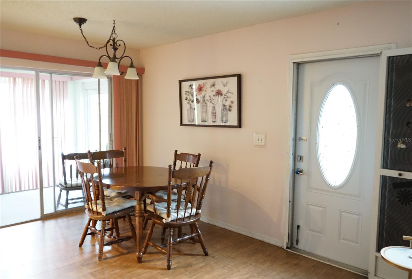 1904 Canterbury Ln #24 Property Photo 6