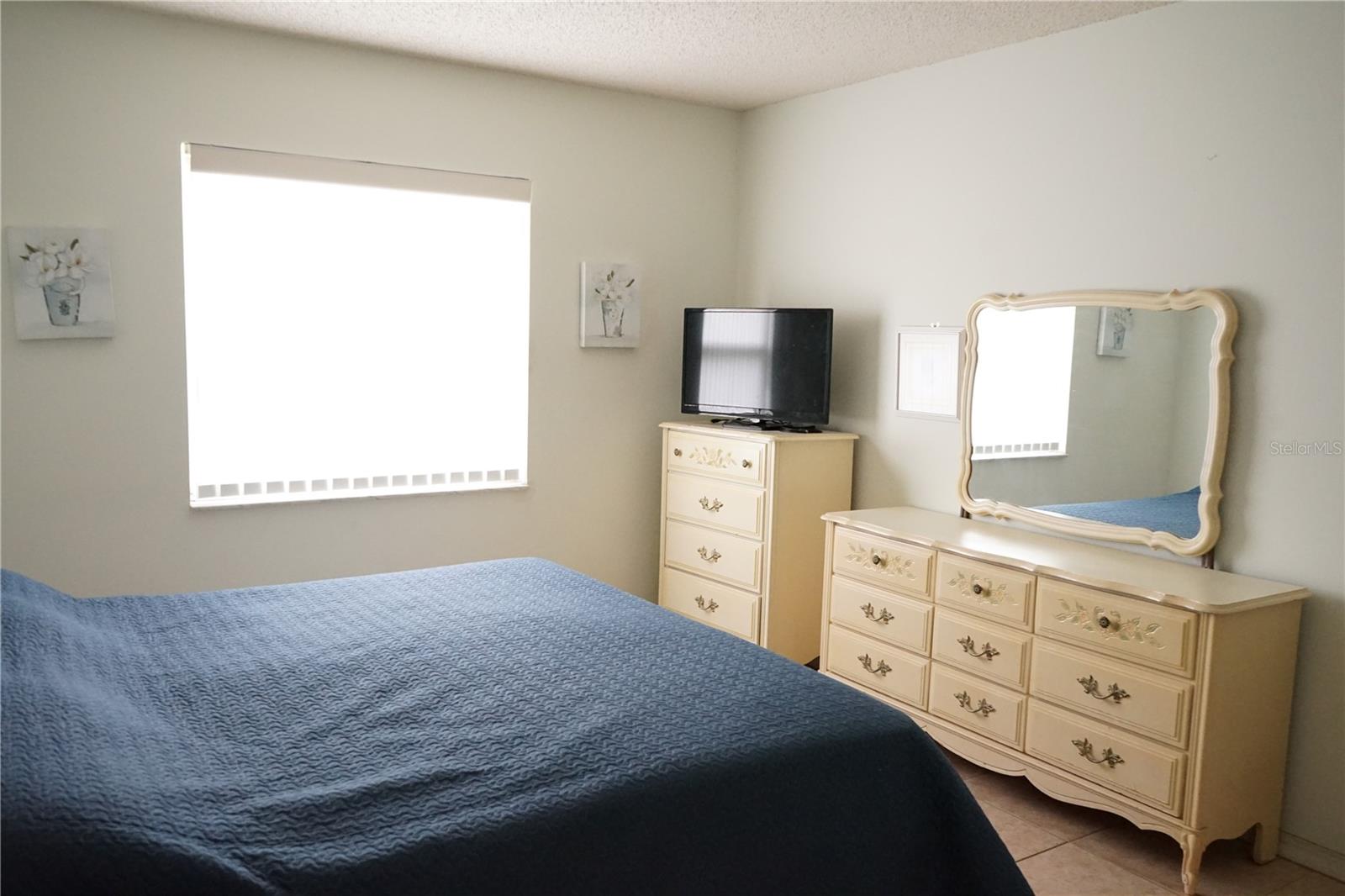 1904 Canterbury Ln #24 Property Photo 11