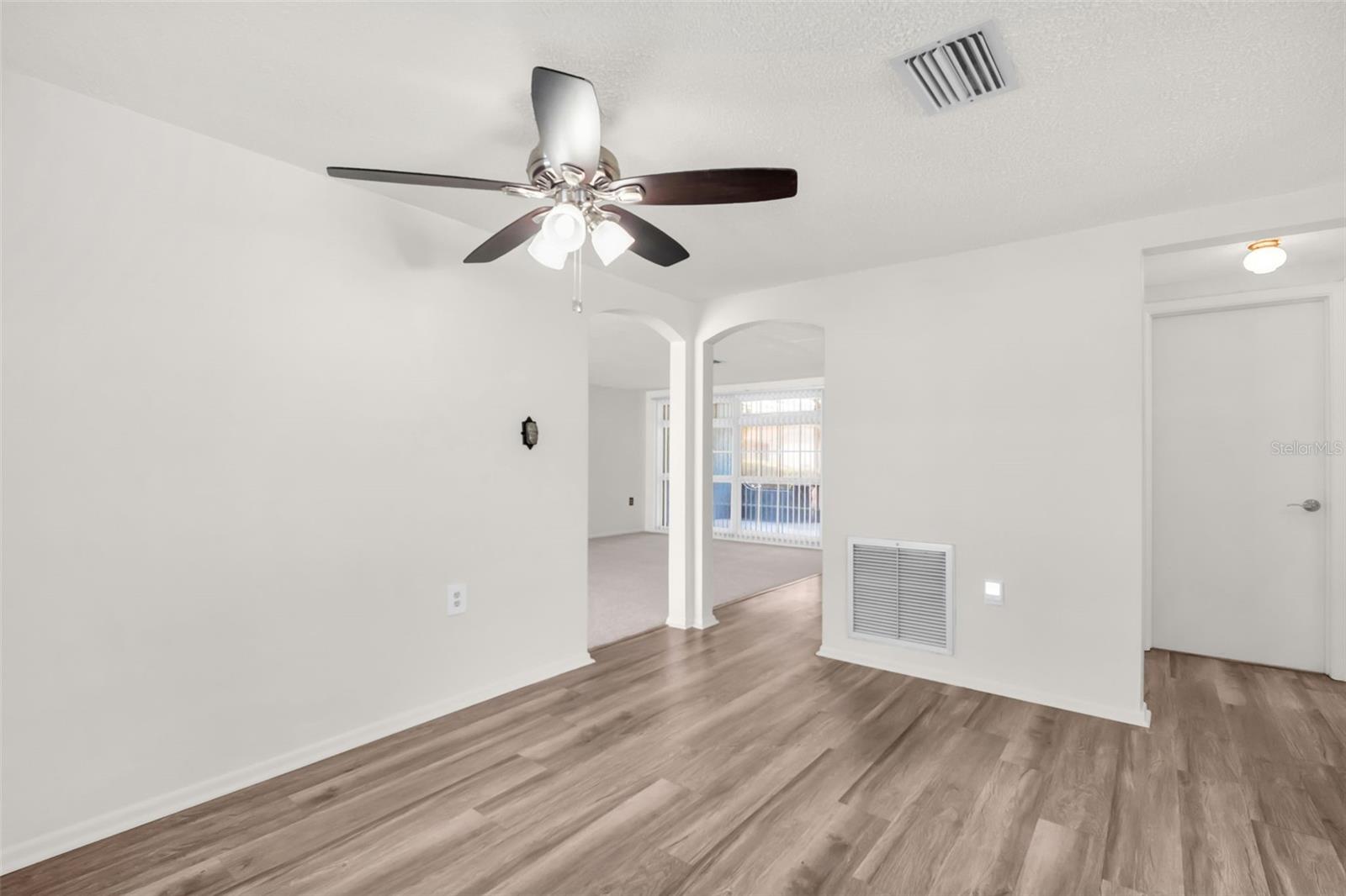 7825 Bloomfield Dr Property Photo 54