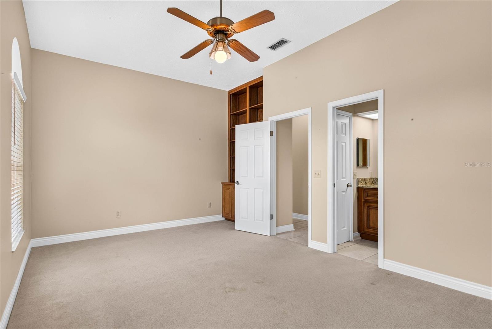 1423 Holleman Dr Property Photo 44