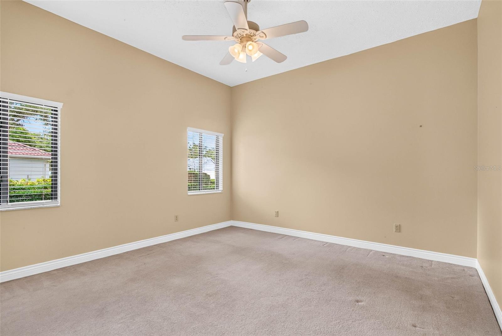 1423 Holleman Dr Property Photo 49