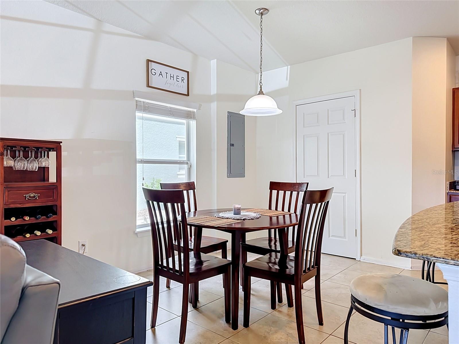 4706 Chatterton Way Property Photo 14
