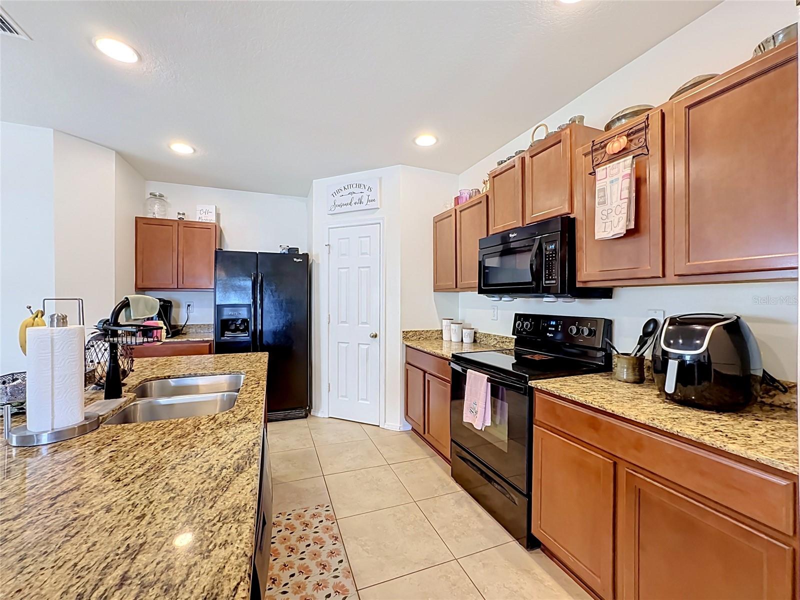 4706 Chatterton Way Property Photo 17