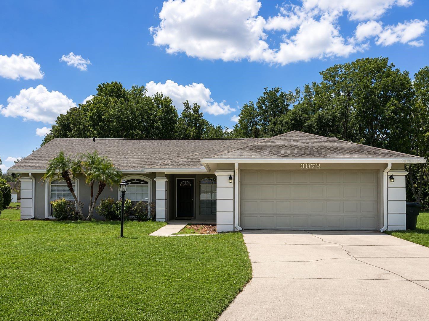 3072 THOROUGHBRED LOOP W