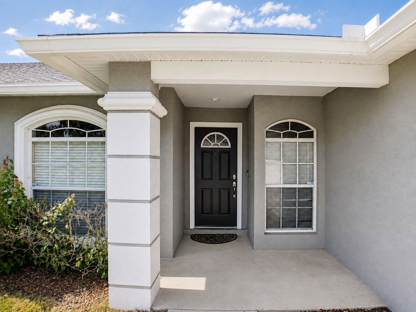 3072 Thoroughbred Loop W Property Photo 6