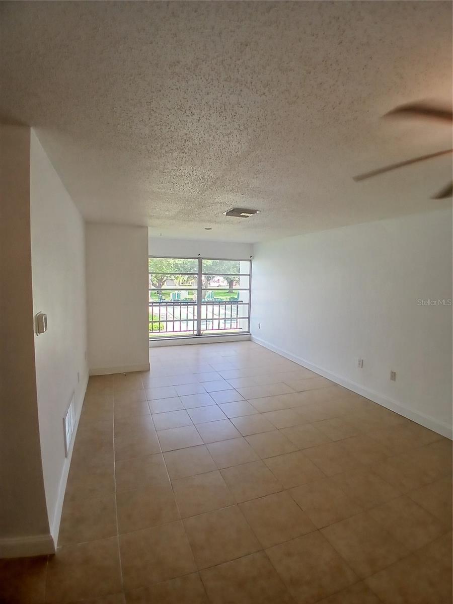 2700 Bayshore Blvd #2211 Property Photo 2