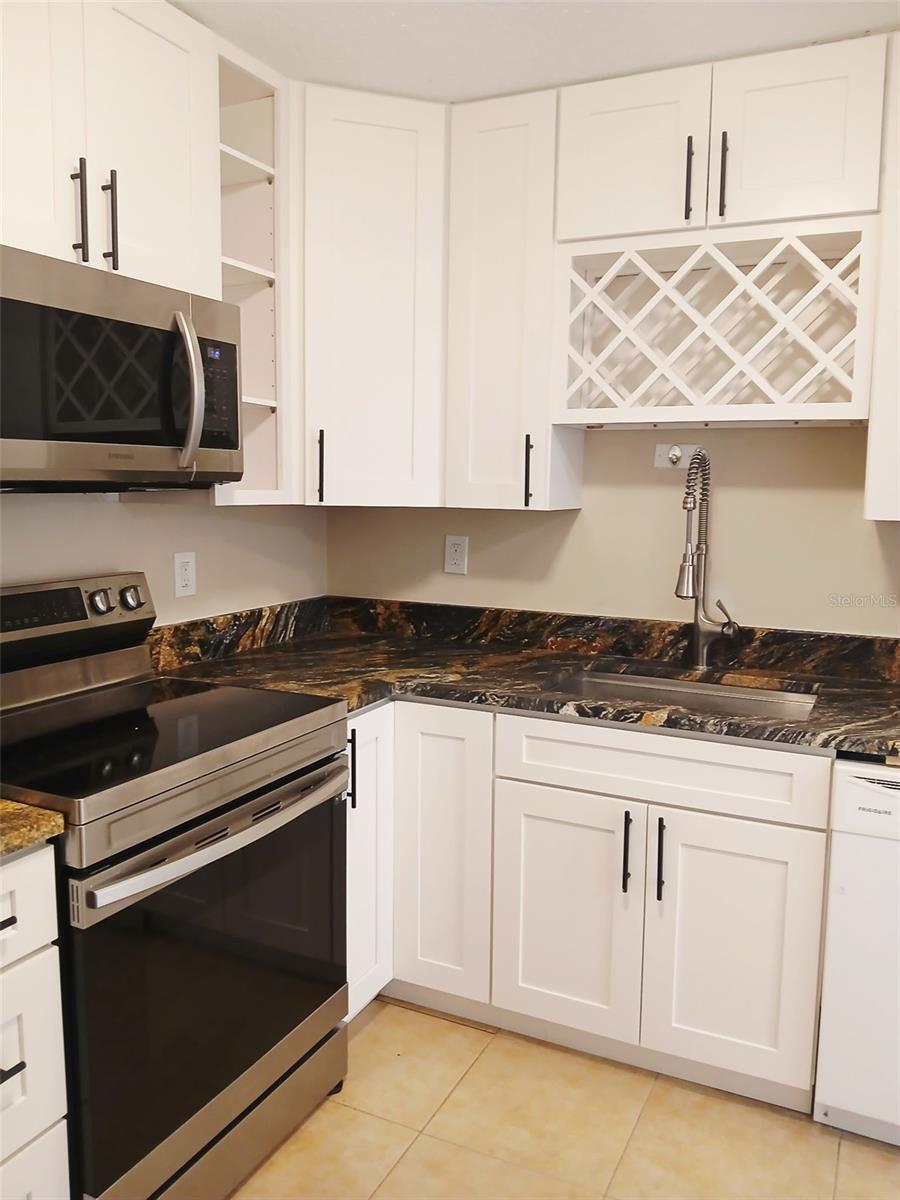 2700 Bayshore Blvd #2211 Property Photo 11