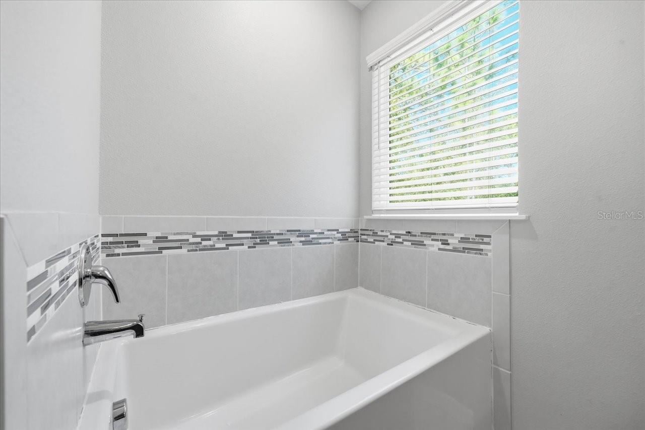 15488 Scolder Loop Property Photo 52