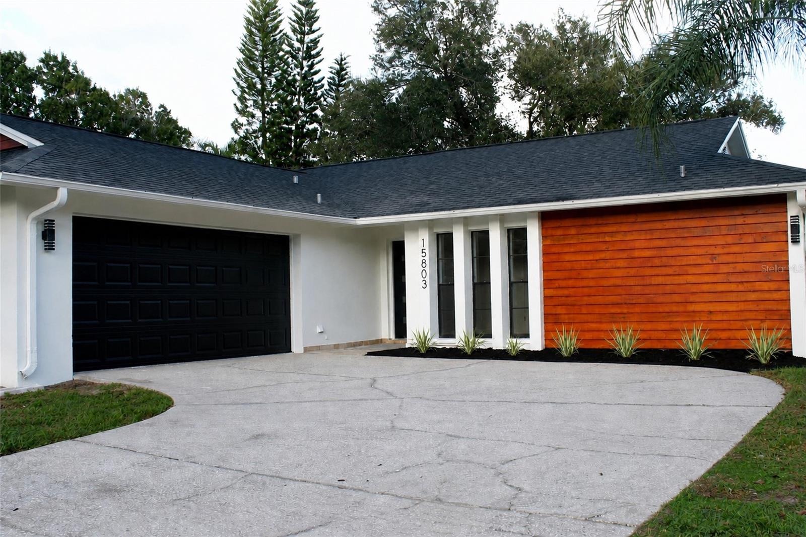 15803 Ironware Pl Property Photo 3