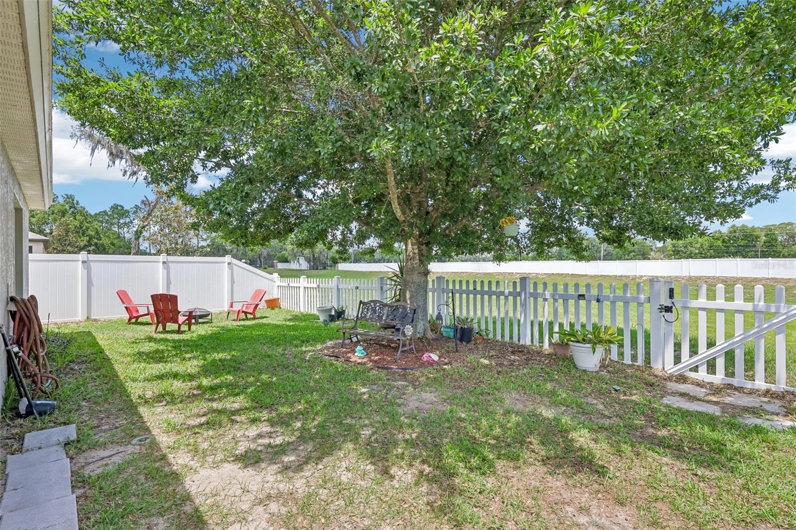 14284 Finsbury Dr Property Photo 36