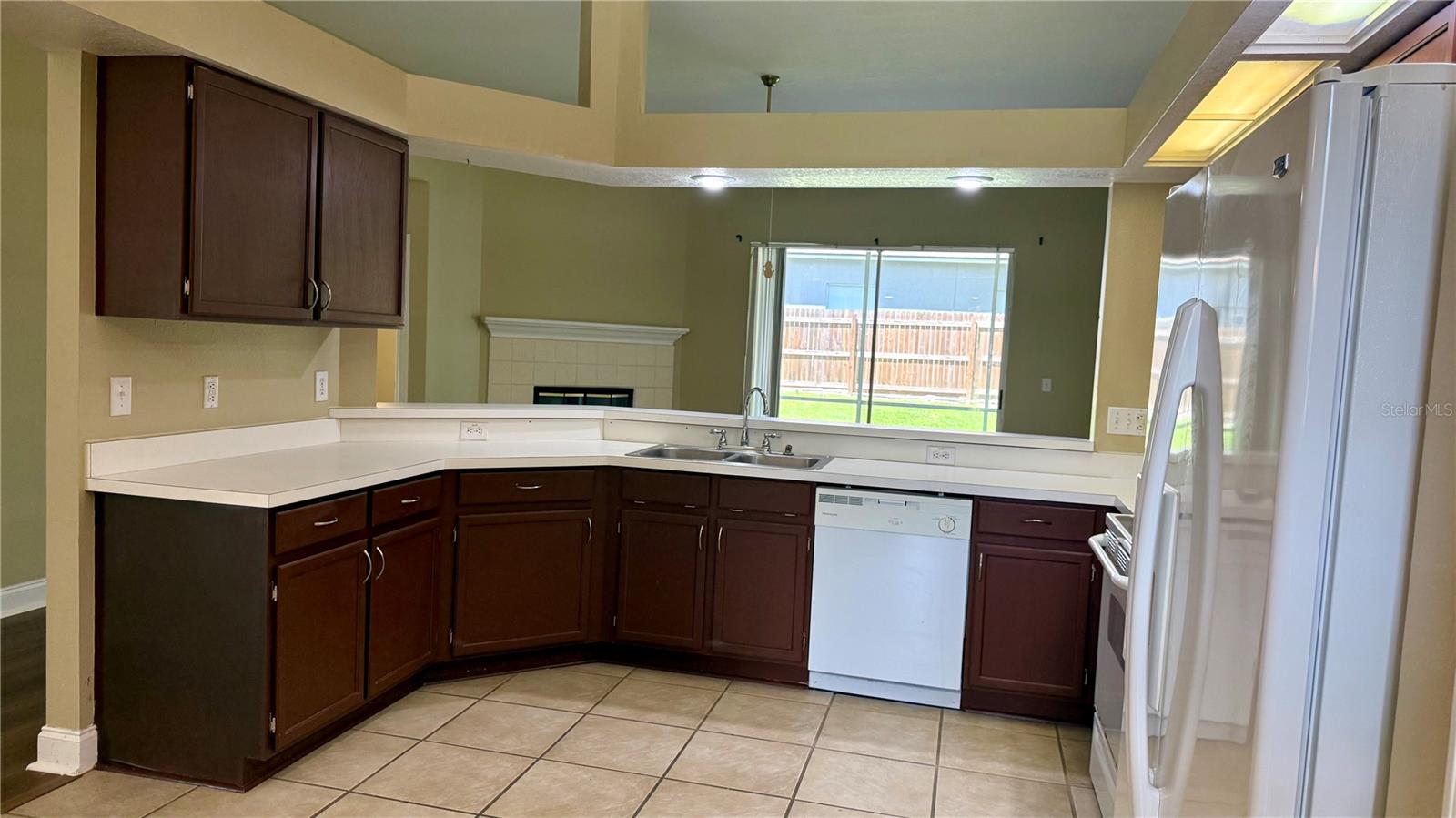 9917 Colonnade Dr Property Photo 11