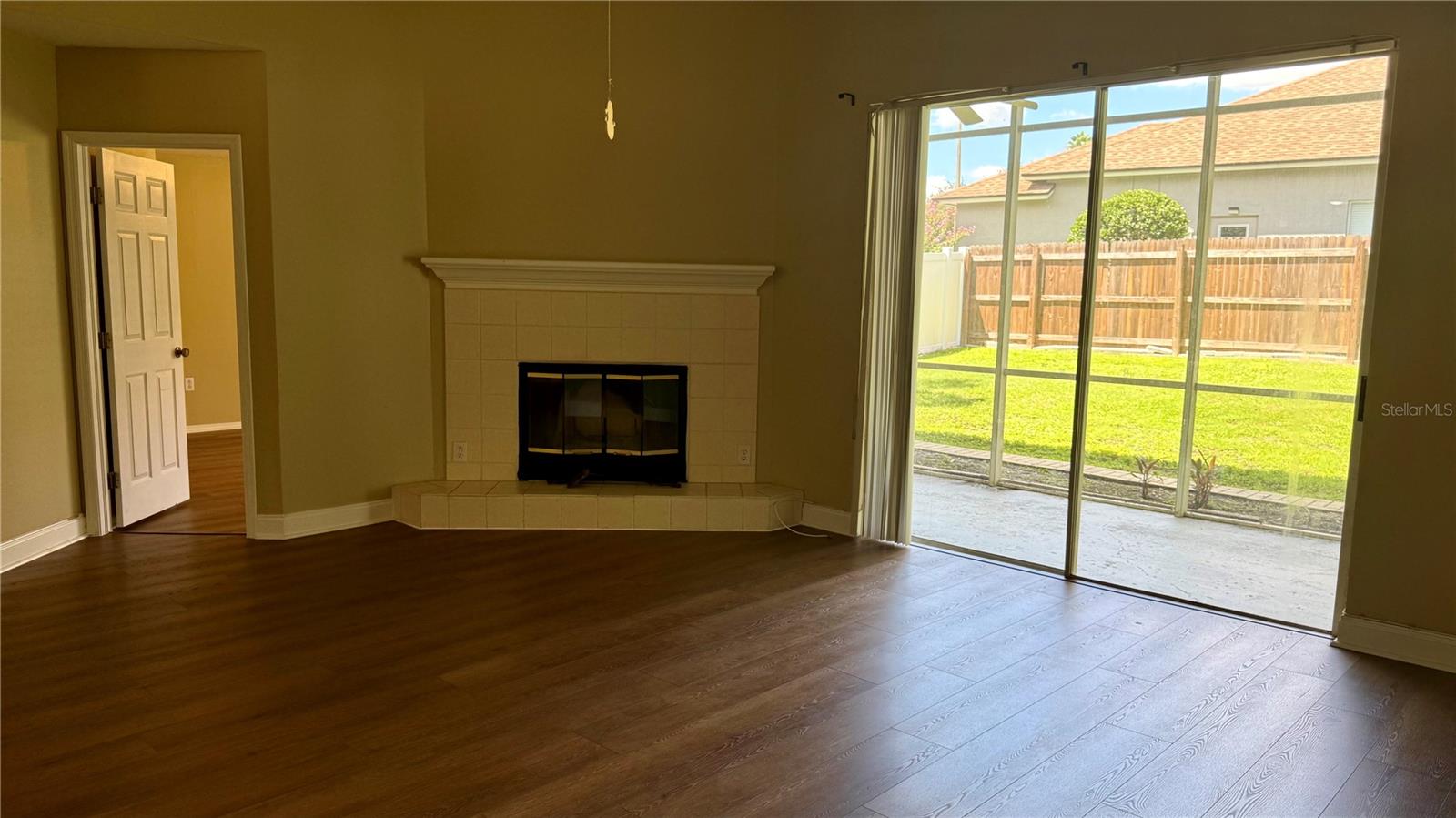 9917 Colonnade Dr Property Photo 17