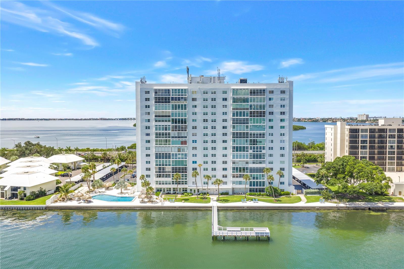 7200 Sunshine Skyway Ln S #8b Property Photo 1