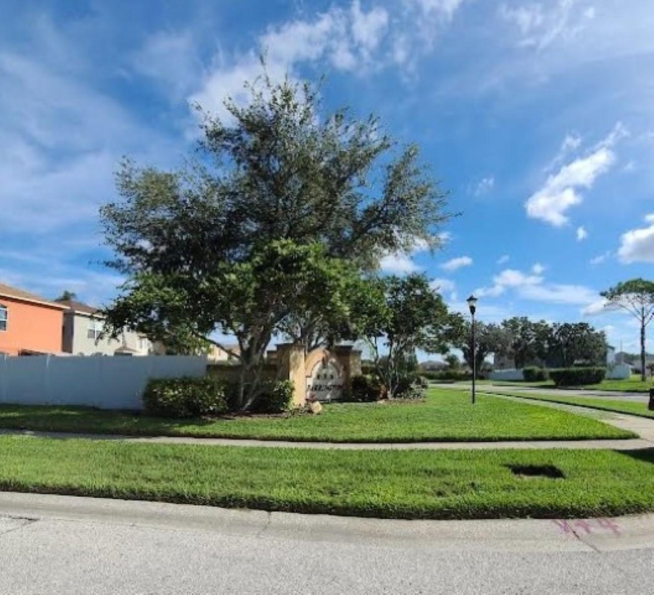 1501 Rincon Dr Property Photo 3