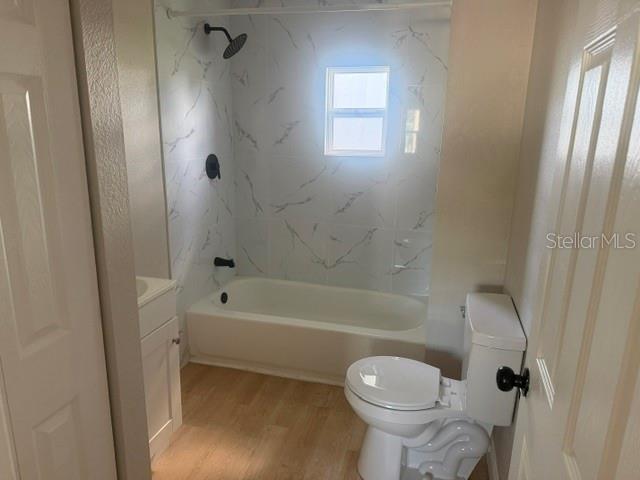 4605 N Hubert Ave #9 Property Photo 8