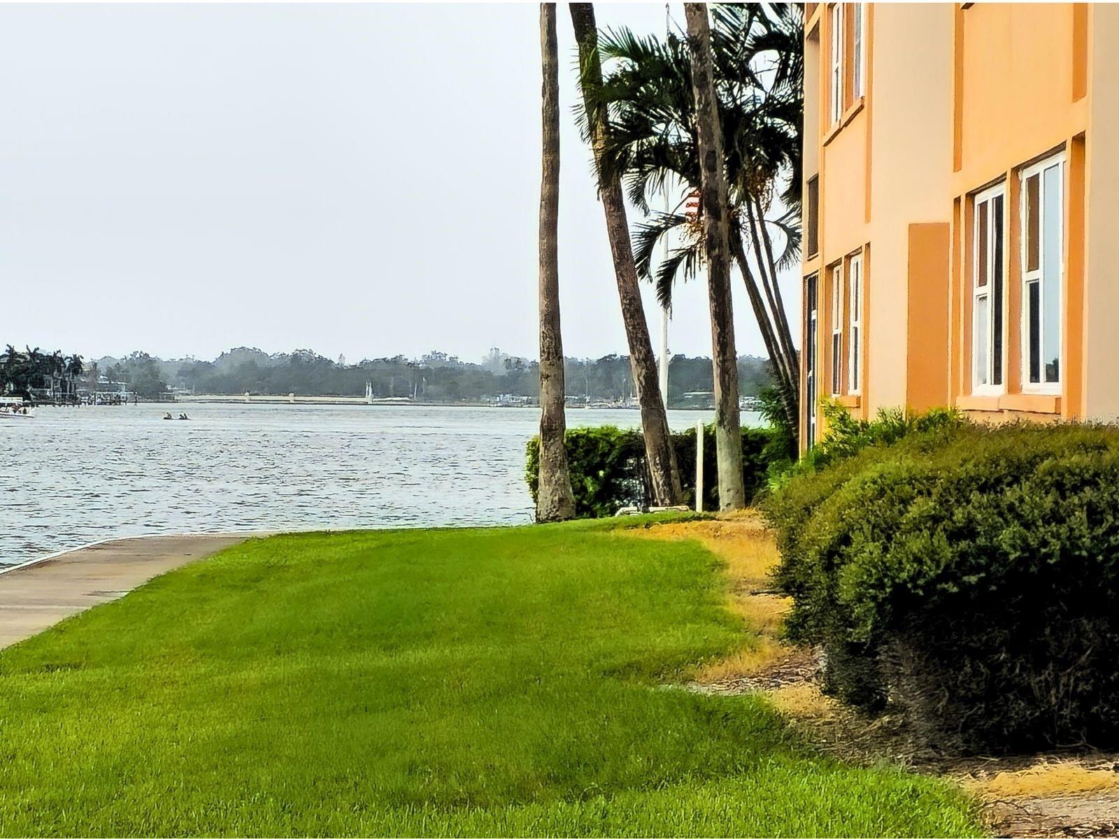 7560 Bay Island Dr S #146 Property Photo 3