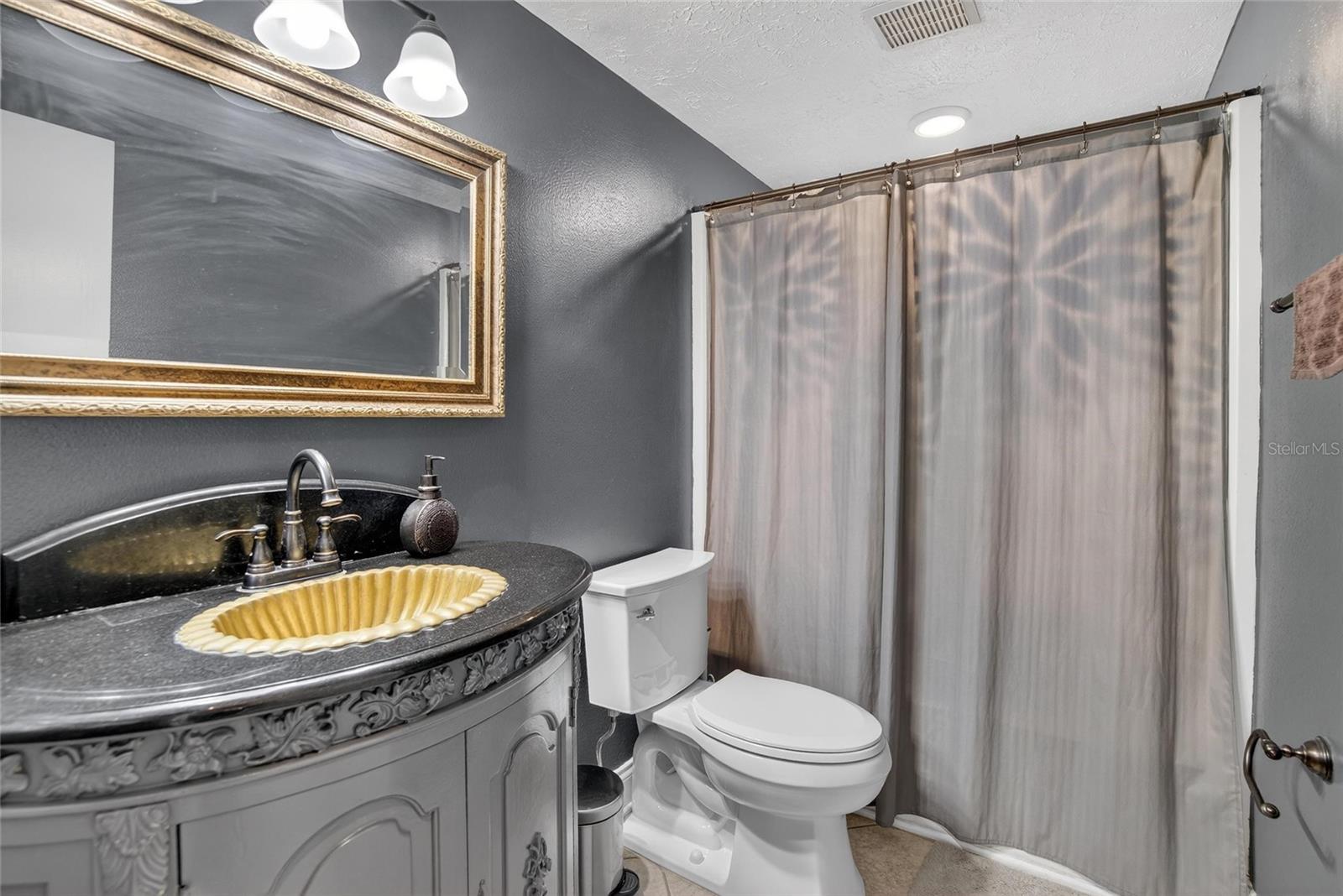 6424 Rockpointe Dr Property Photo 11