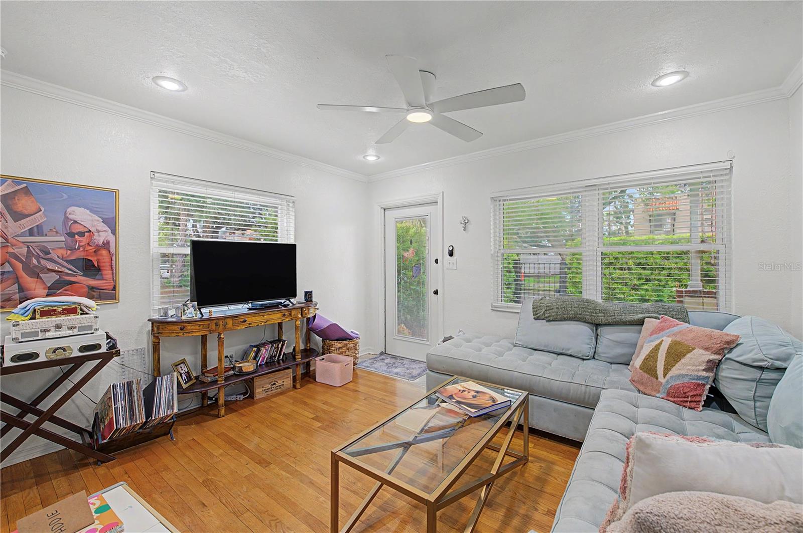 408 S Melville Ave Property Photo 19