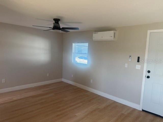 4605 N Hubert Ave #11 Property Photo 6