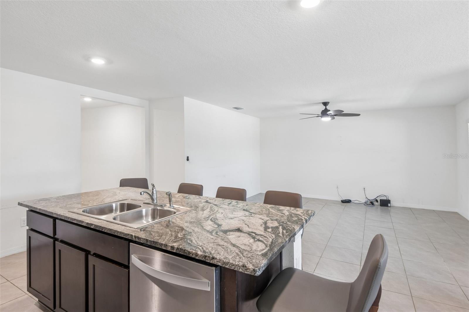 36945 Goffaux Loop Property Photo 12