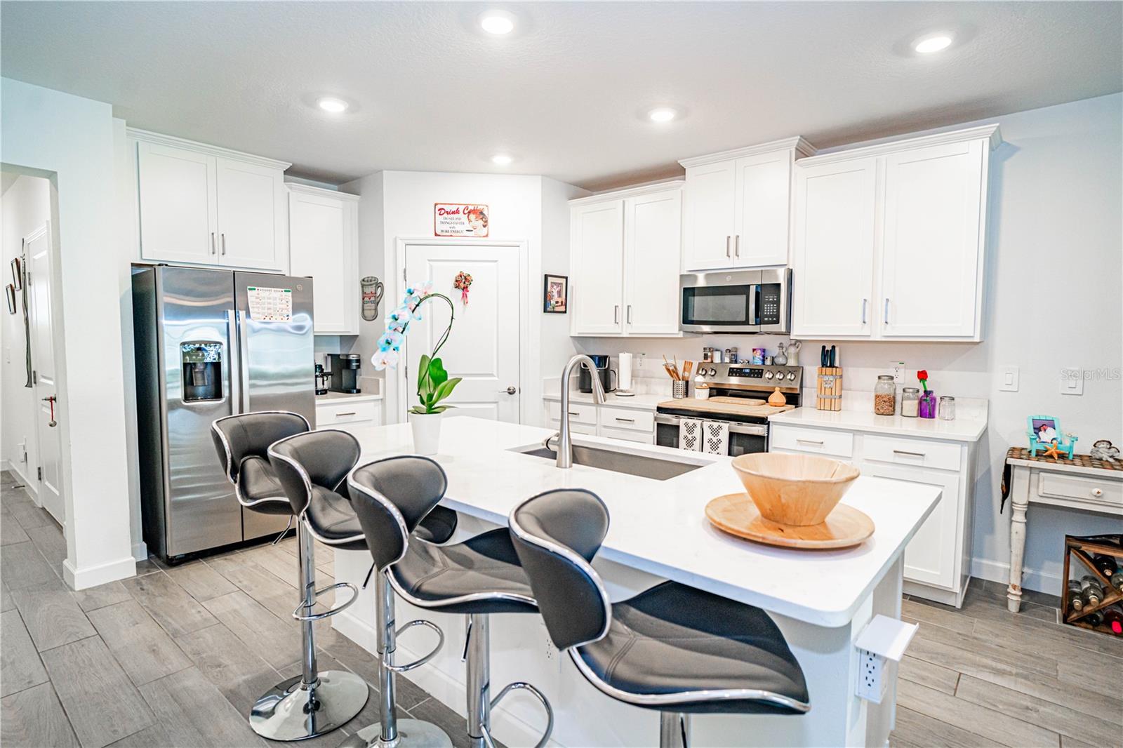 10857 Rustic Eve Ct Property Photo 3