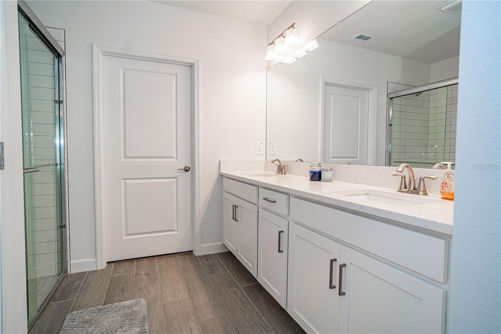 10857 Rustic Eve Ct Property Photo 16